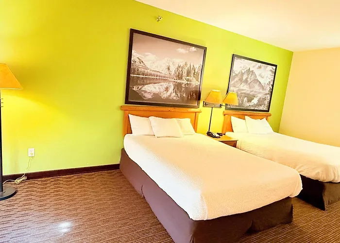 Super 8 By Wyndham Wyoming