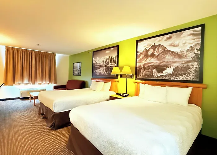 Super 8 By Wyndham Wyoming Hotel 2*